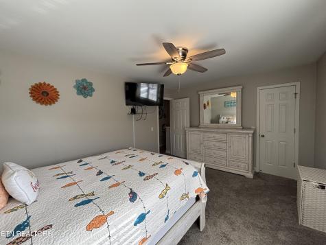 537 Orchard Valley Way Pigeon Forge TN 37862