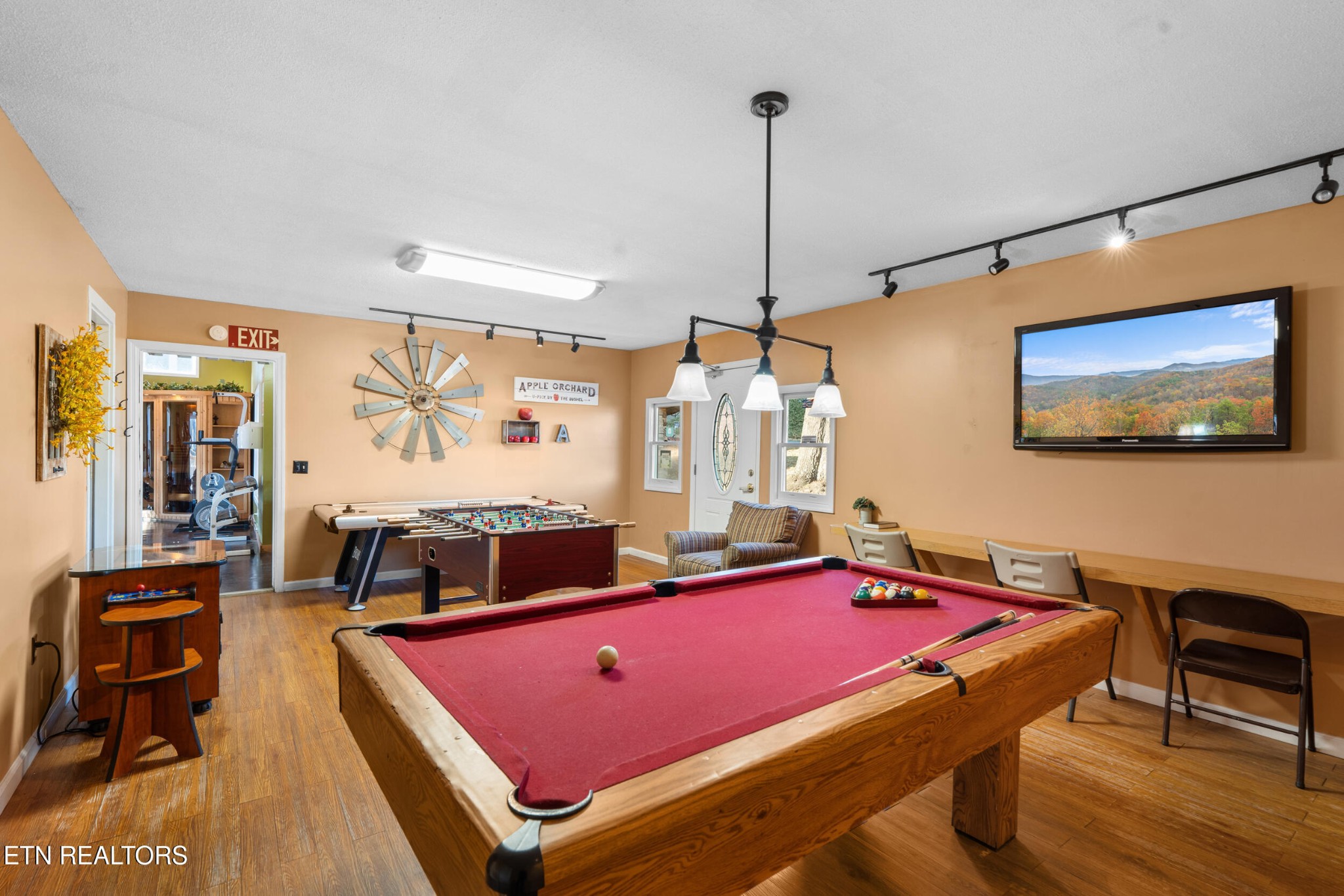 537 Orchard Valley Way Pigeon Forge TN 37862