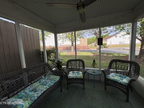537 Orchard Valley Way Pigeon Forge TN 37862