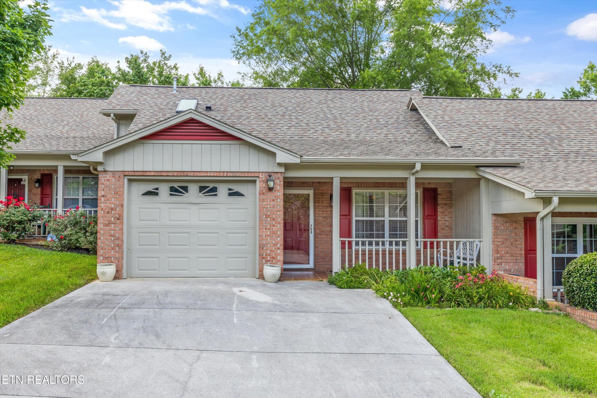 1954 Locarno Drive Knoxville TN 37914