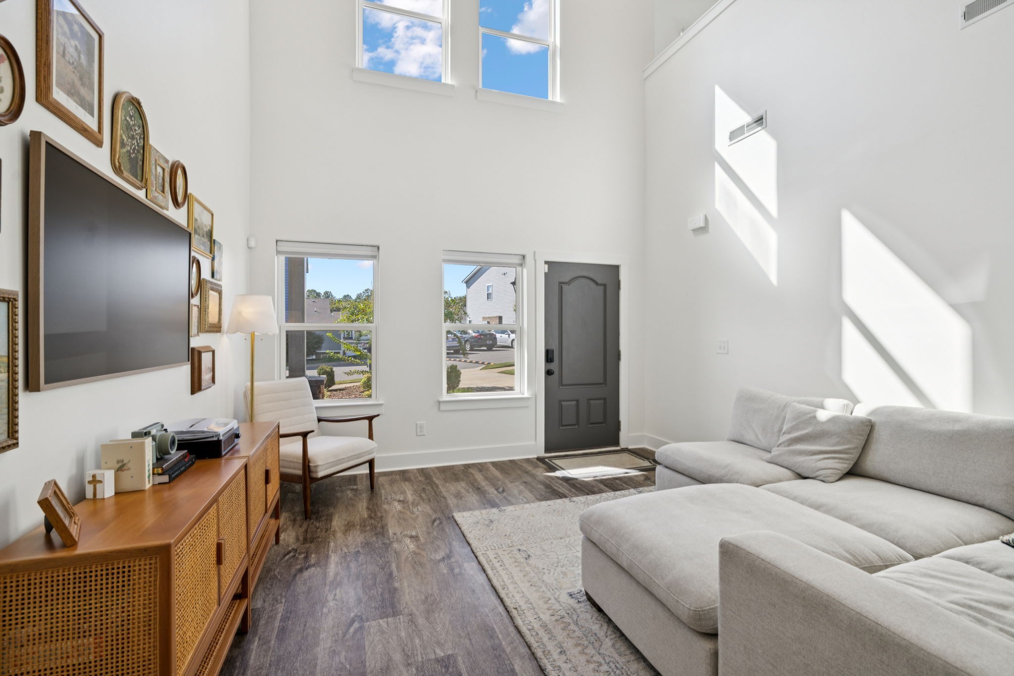 2213 Drone Way Columbia TN 38401