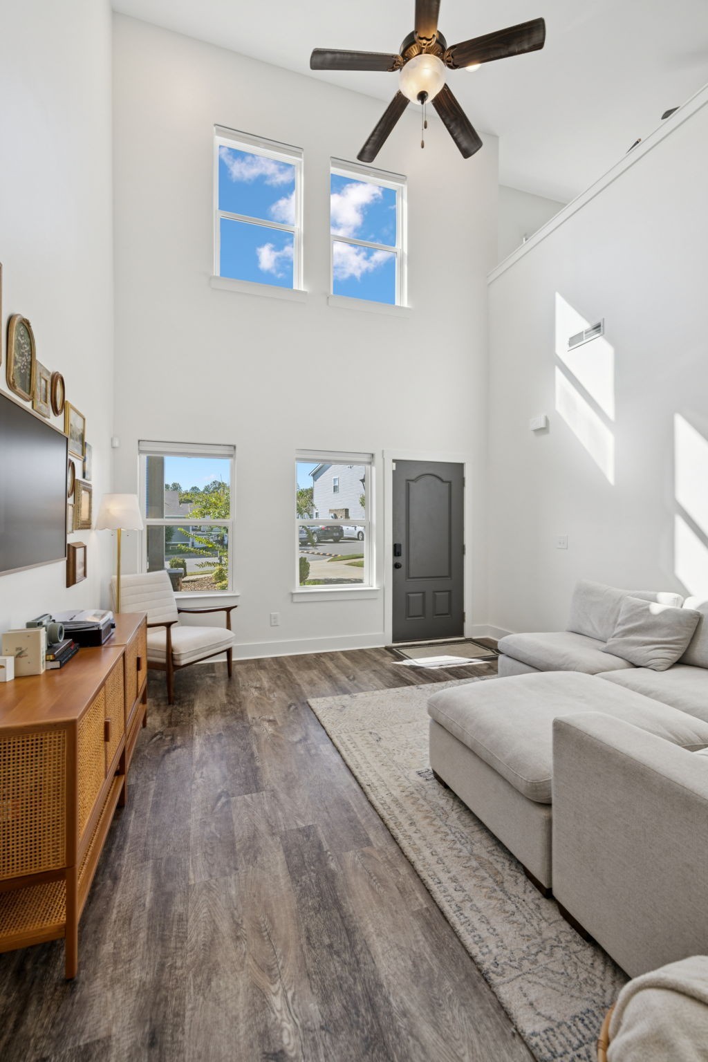 2213 Drone Way Columbia TN 38401