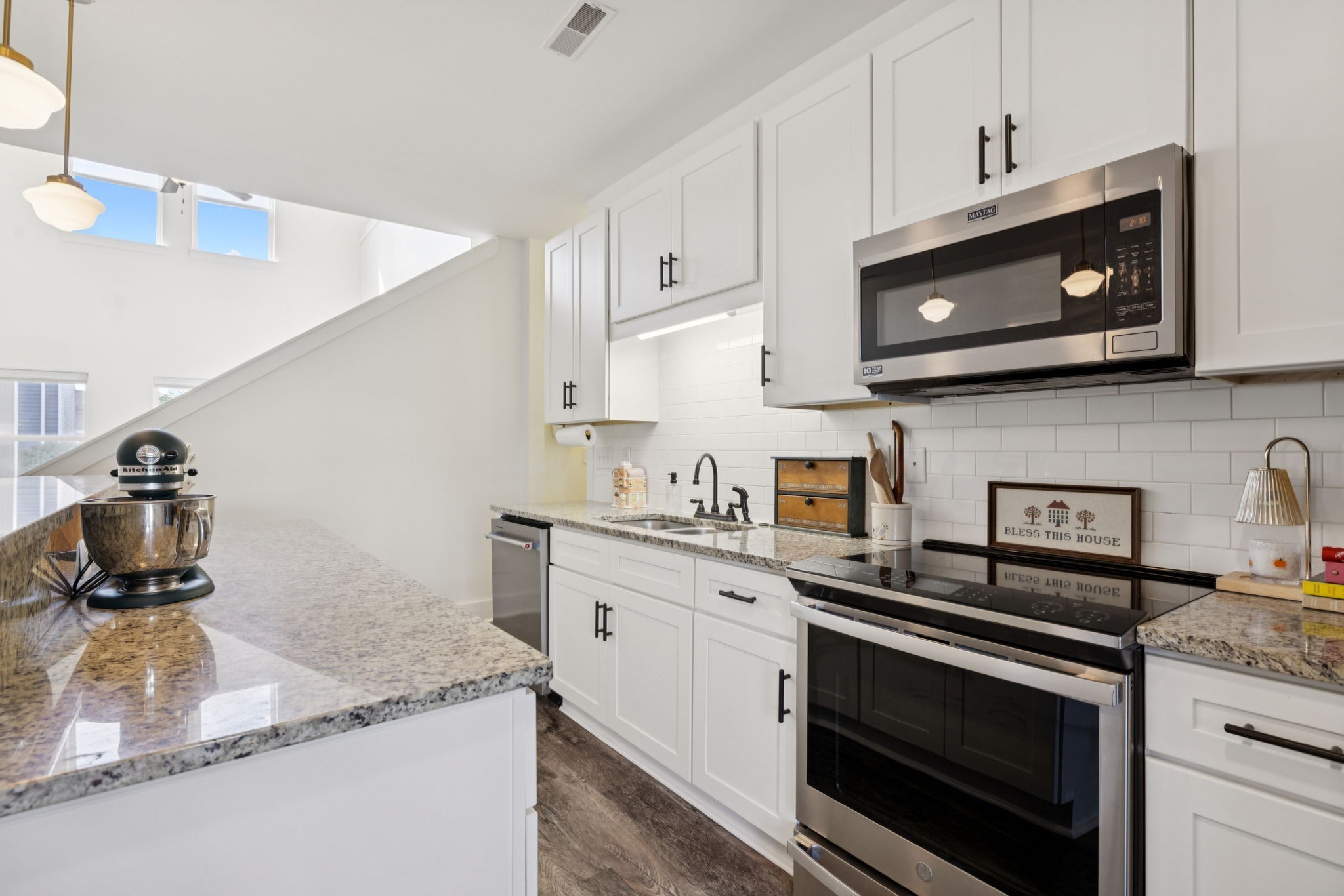 2213 Drone Way Columbia TN 38401