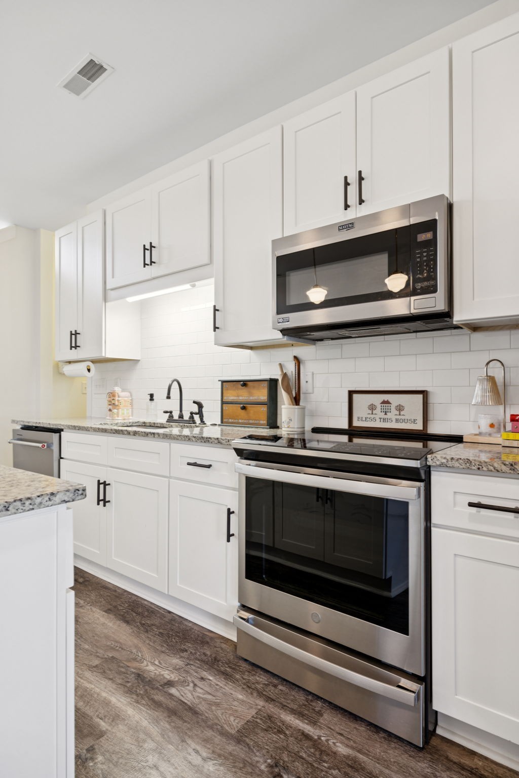 2213 Drone Way Columbia TN 38401