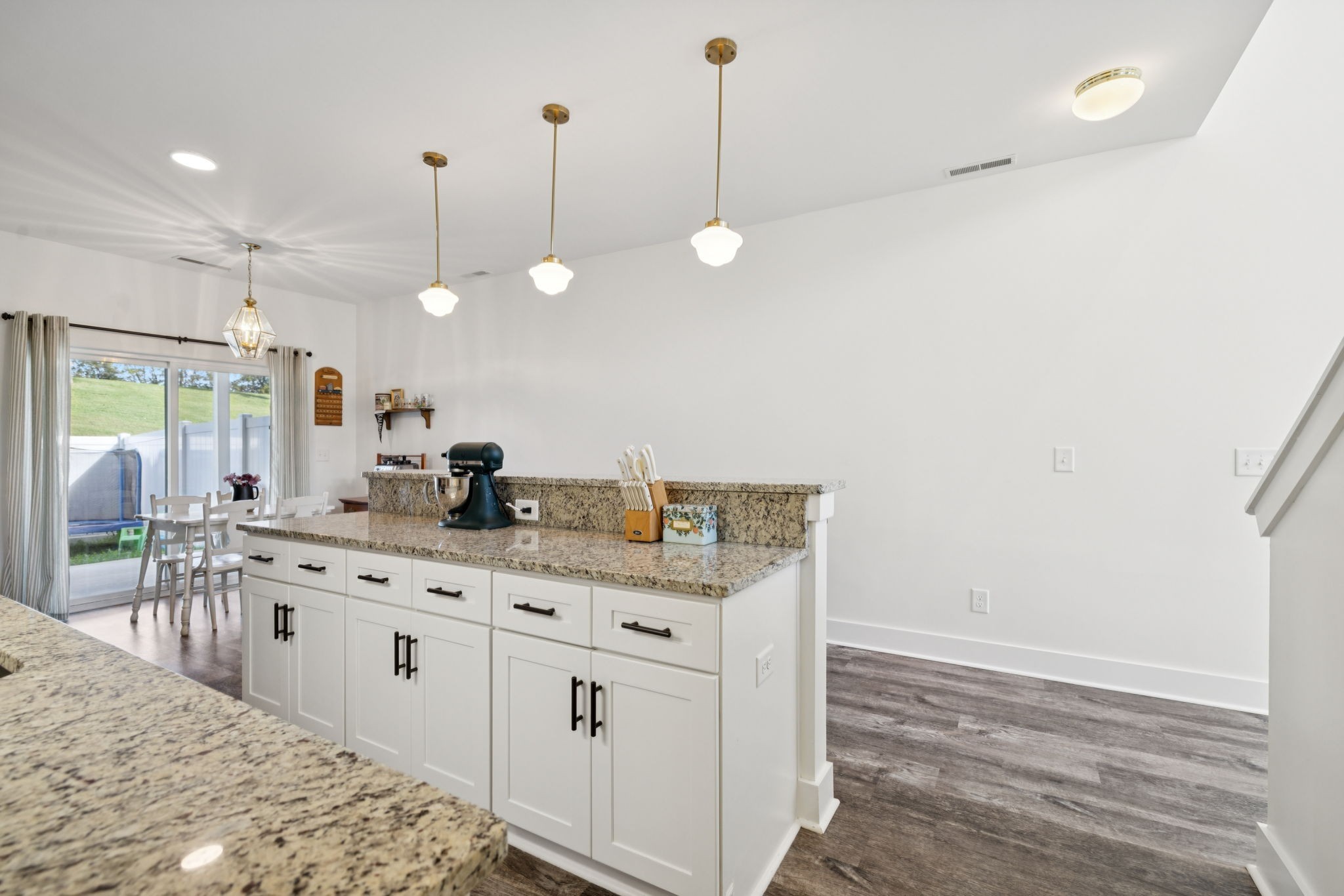 2213 Drone Way Columbia TN 38401