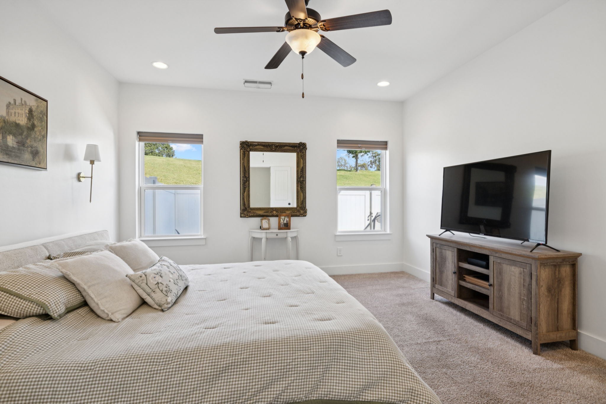 2213 Drone Way Columbia TN 38401