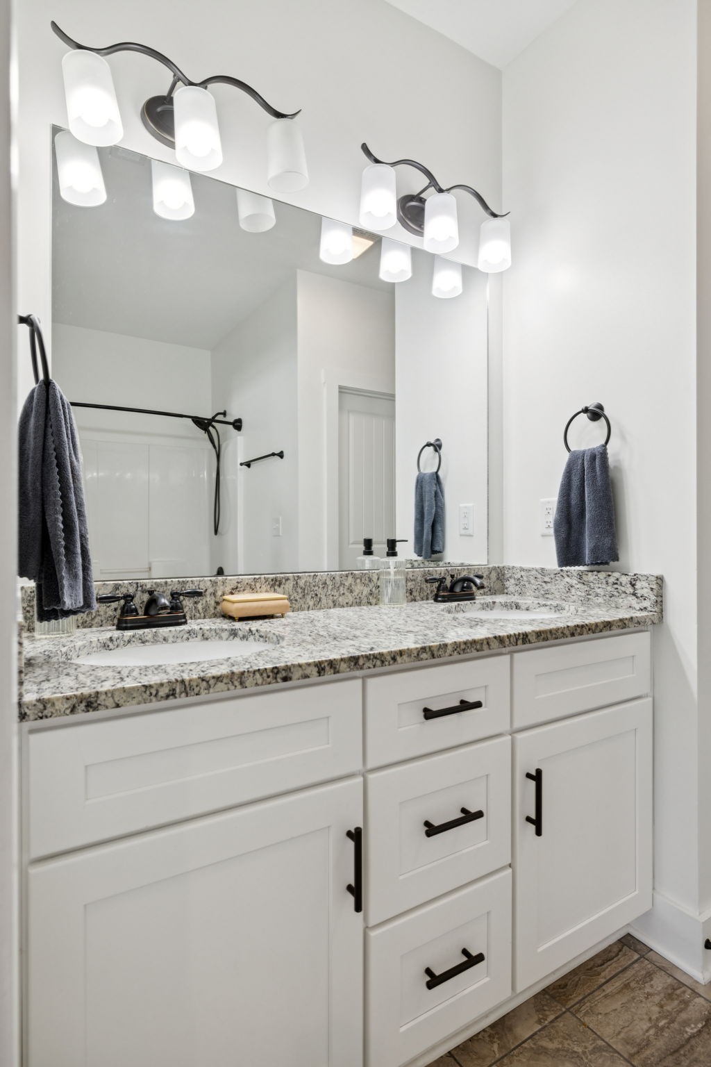 2213 Drone Way Columbia TN 38401