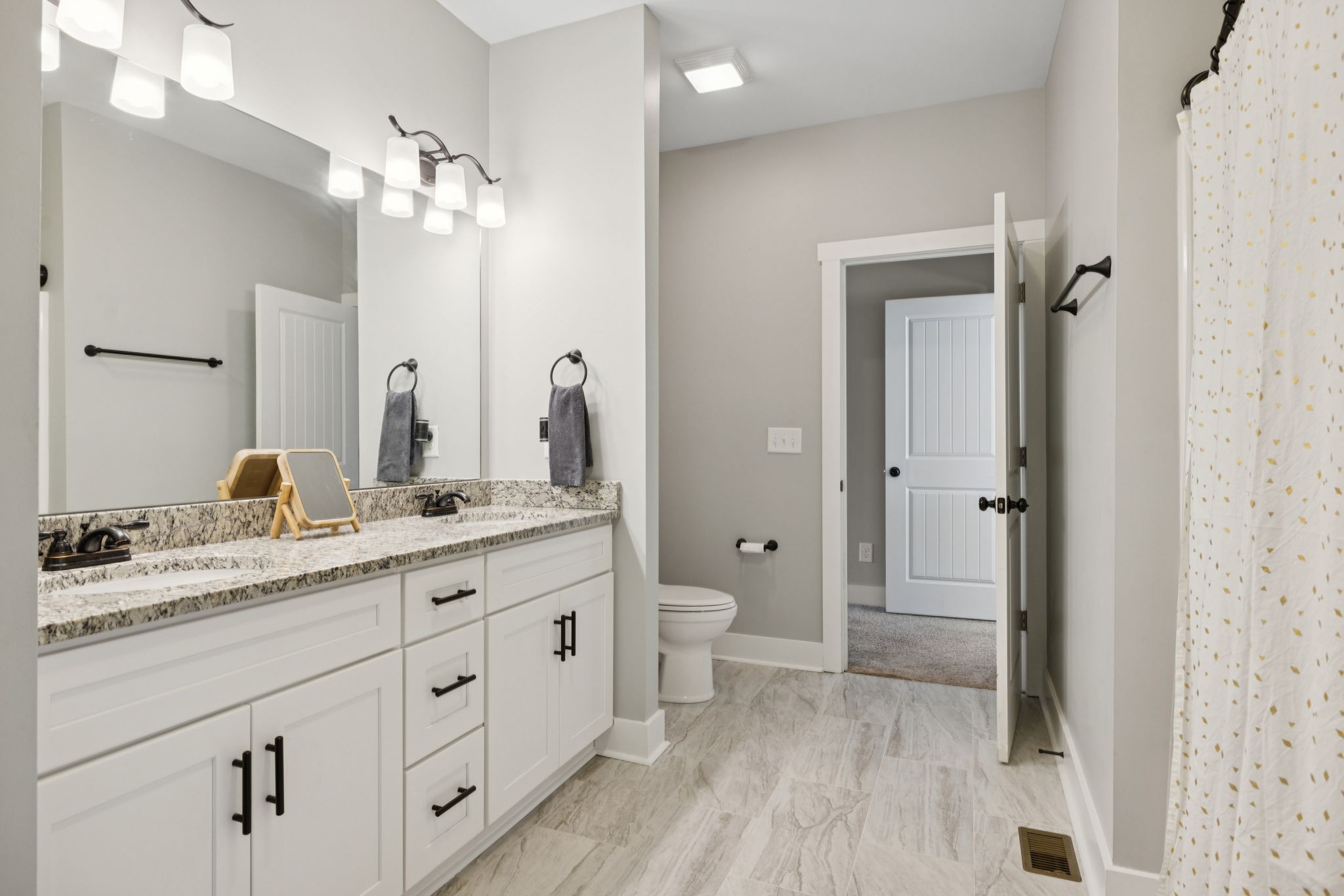 2213 Drone Way Columbia TN 38401