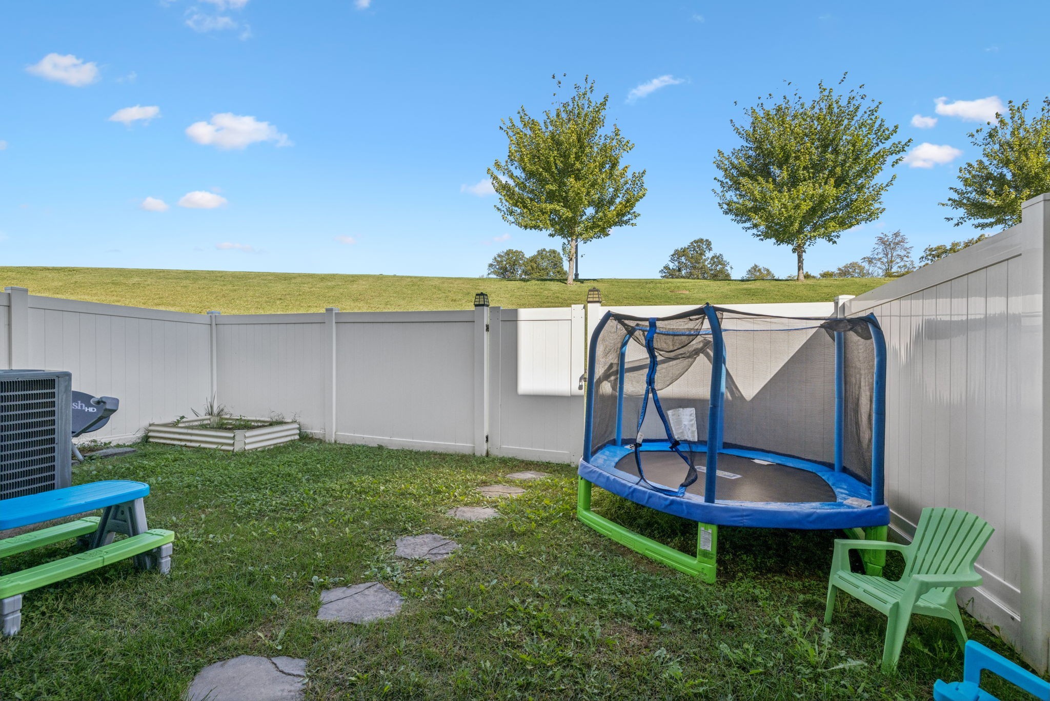 2213 Drone Way Columbia TN 38401