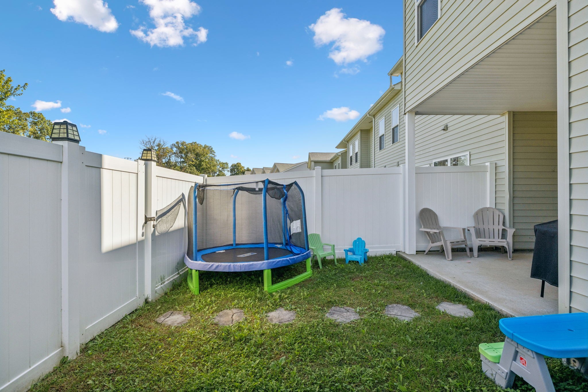 2213 Drone Way Columbia TN 38401