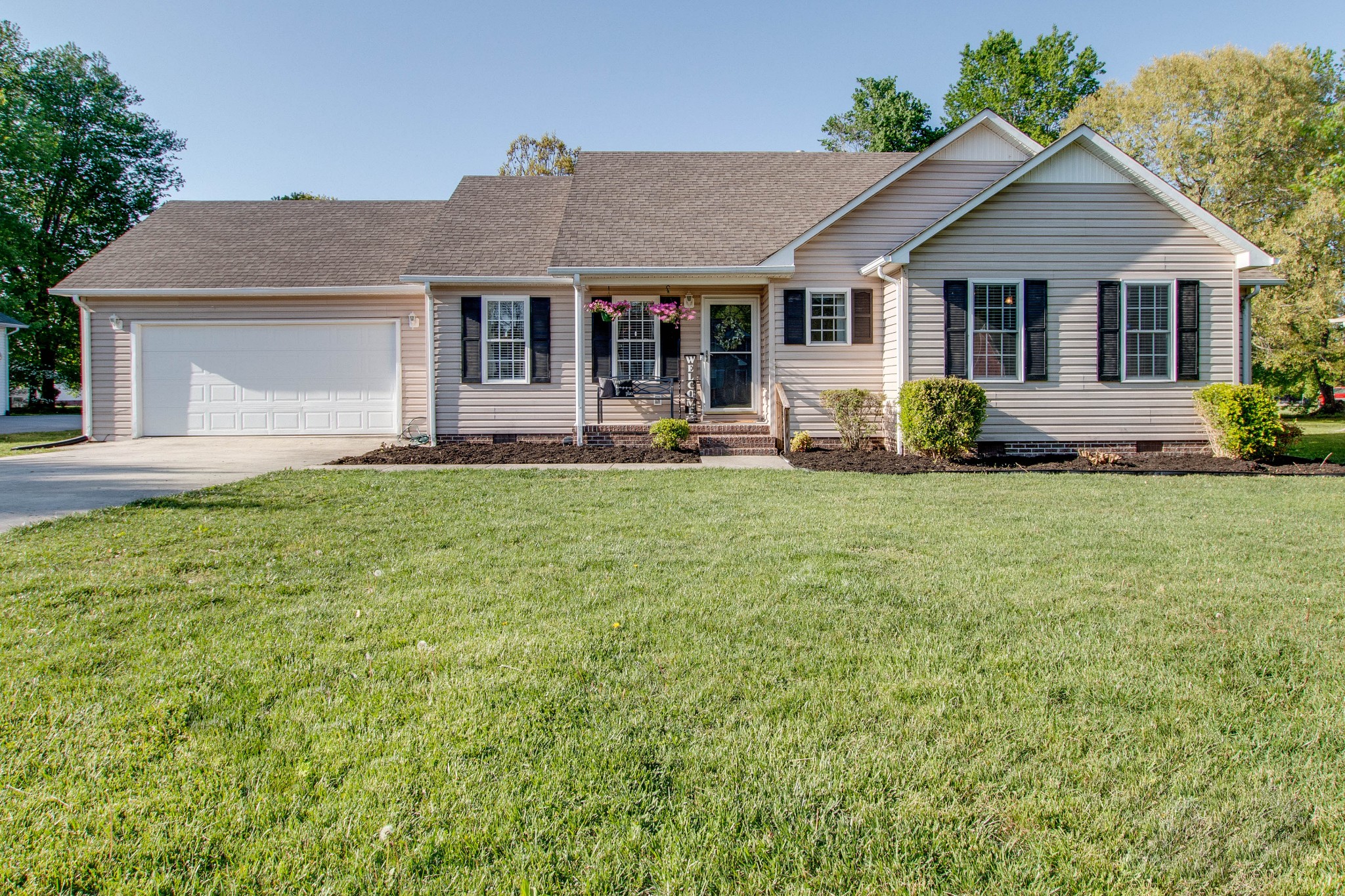 304 W Doak Road Manchester TN 37355