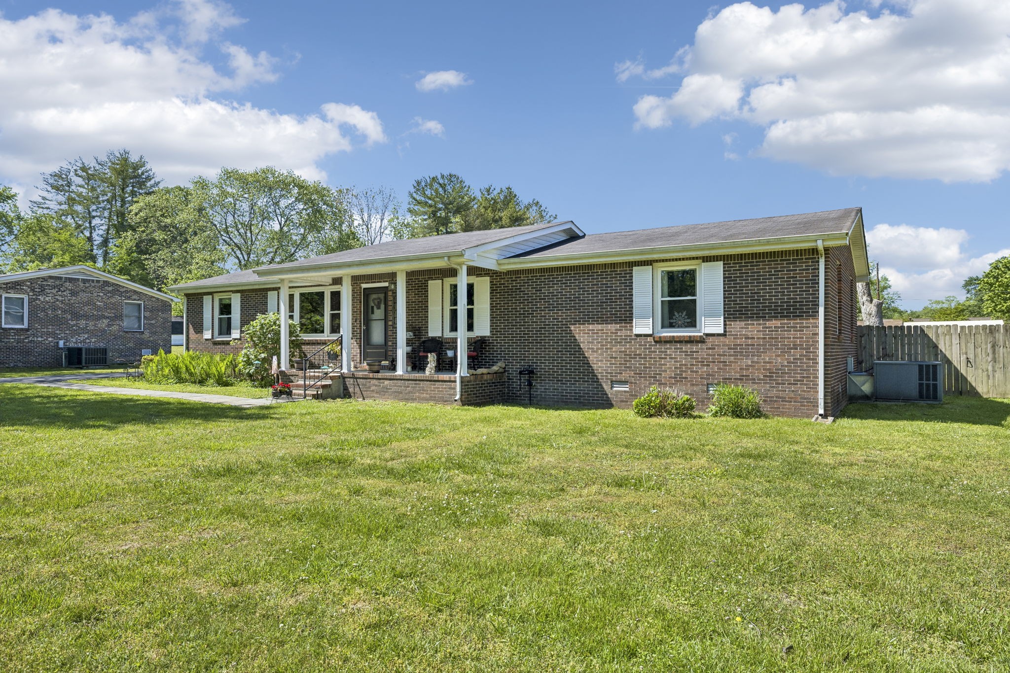 302 Highland Drive Tullahoma TN 37388