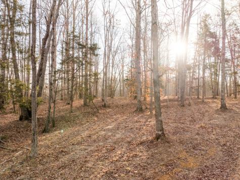 6 Pinewood Road Nunnelly TN 37137
