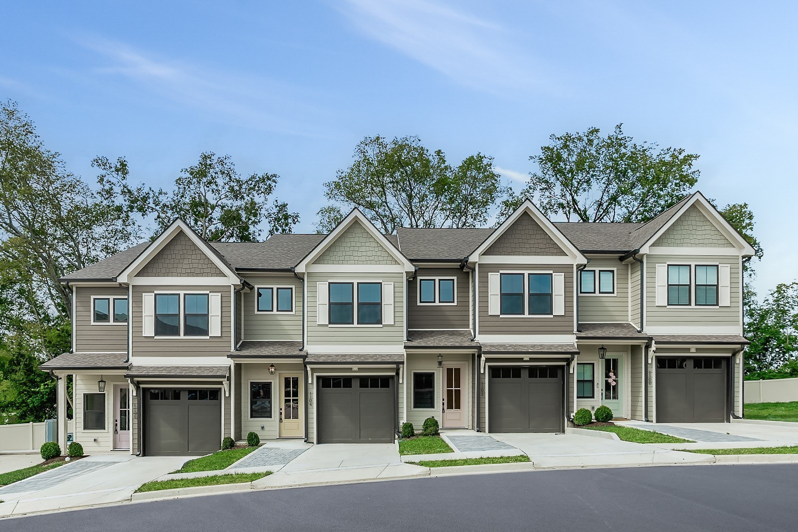 1208 Valerie Lane Nashville TN 37211