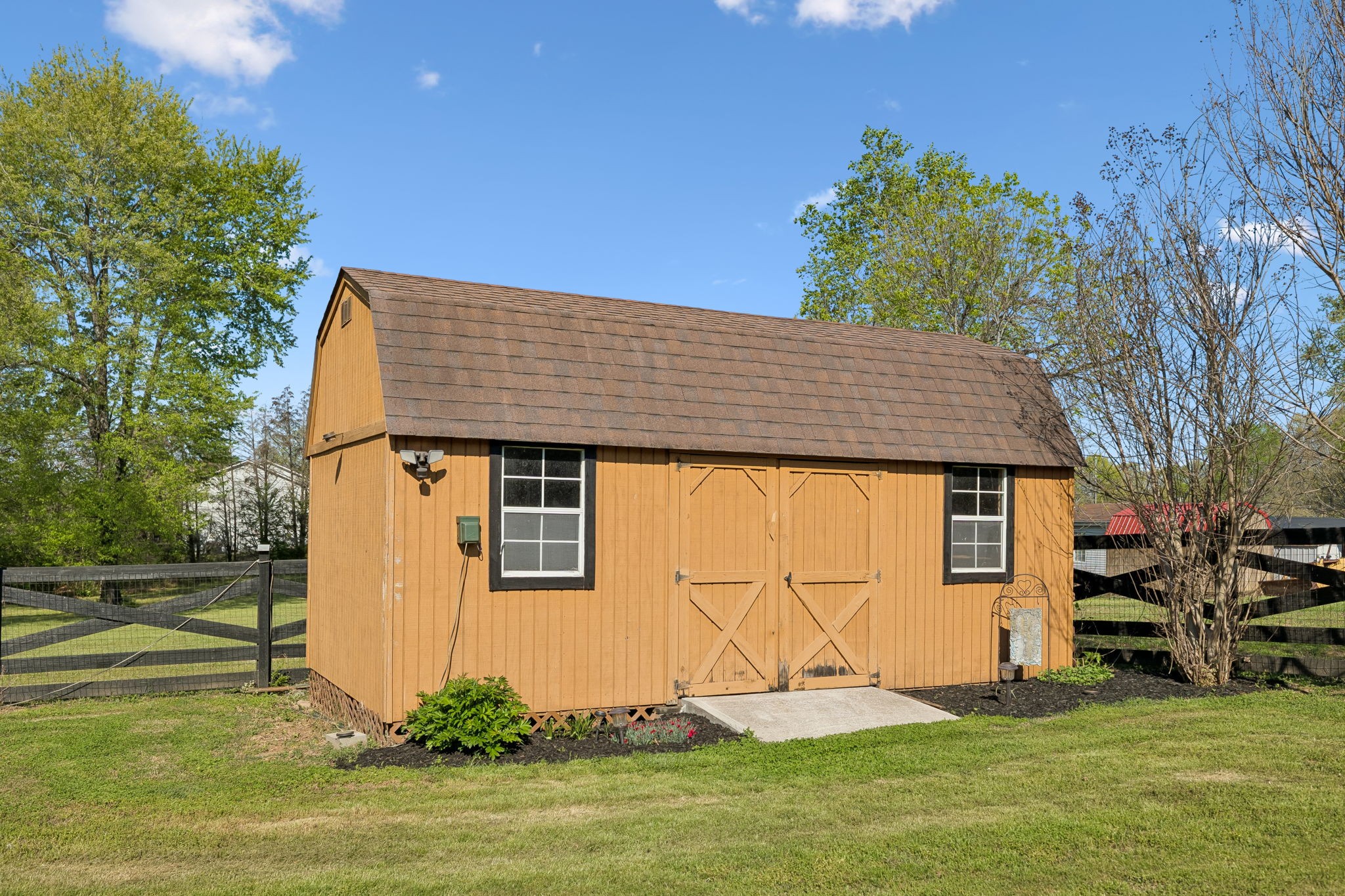 2318 Huckaby Road Columbia TN 38401