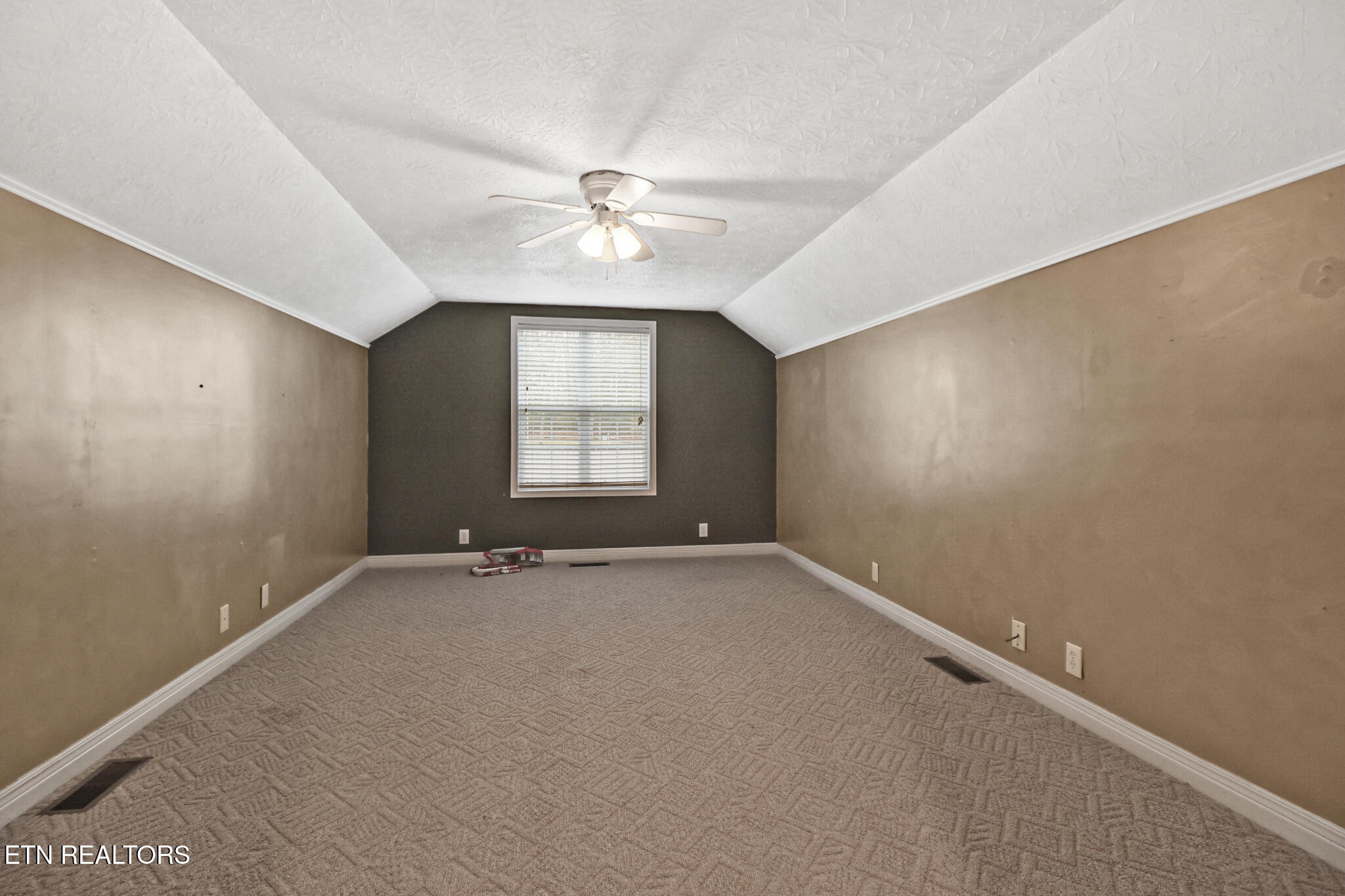 9521 Cherokee Trail Crossville TN 38572