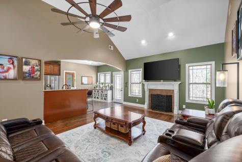 3555 Tannahill Court Clarksville TN 37043