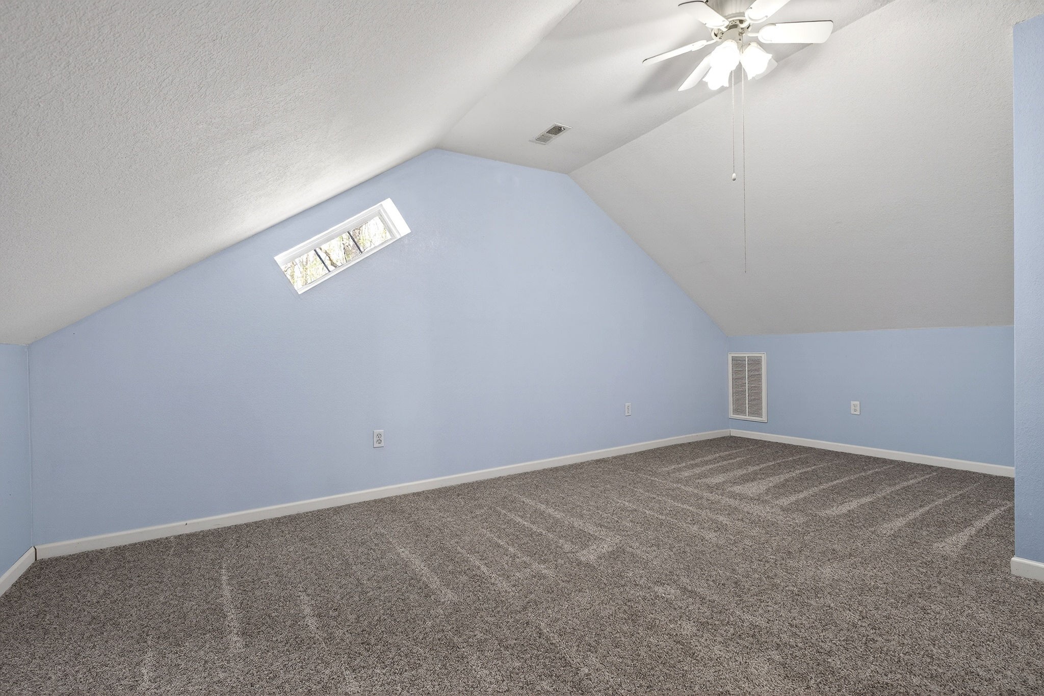 152 Black Mountain Road, E Dunlap TN 37327