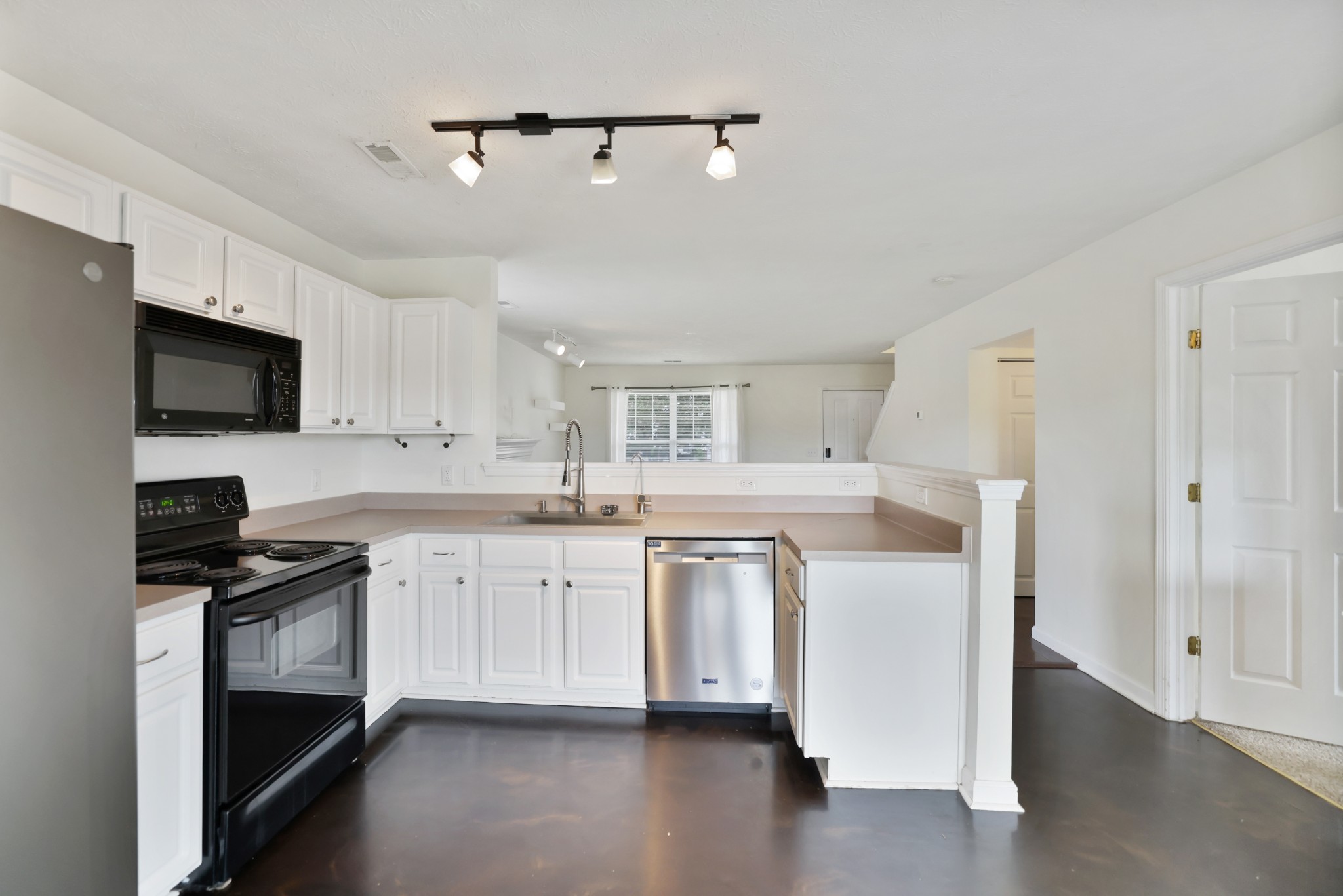 4444 Frost Street Nashville TN 37214