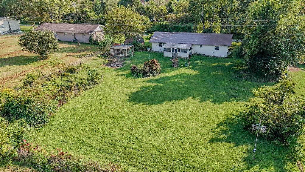 333 Price Circle Spring City TN 37381