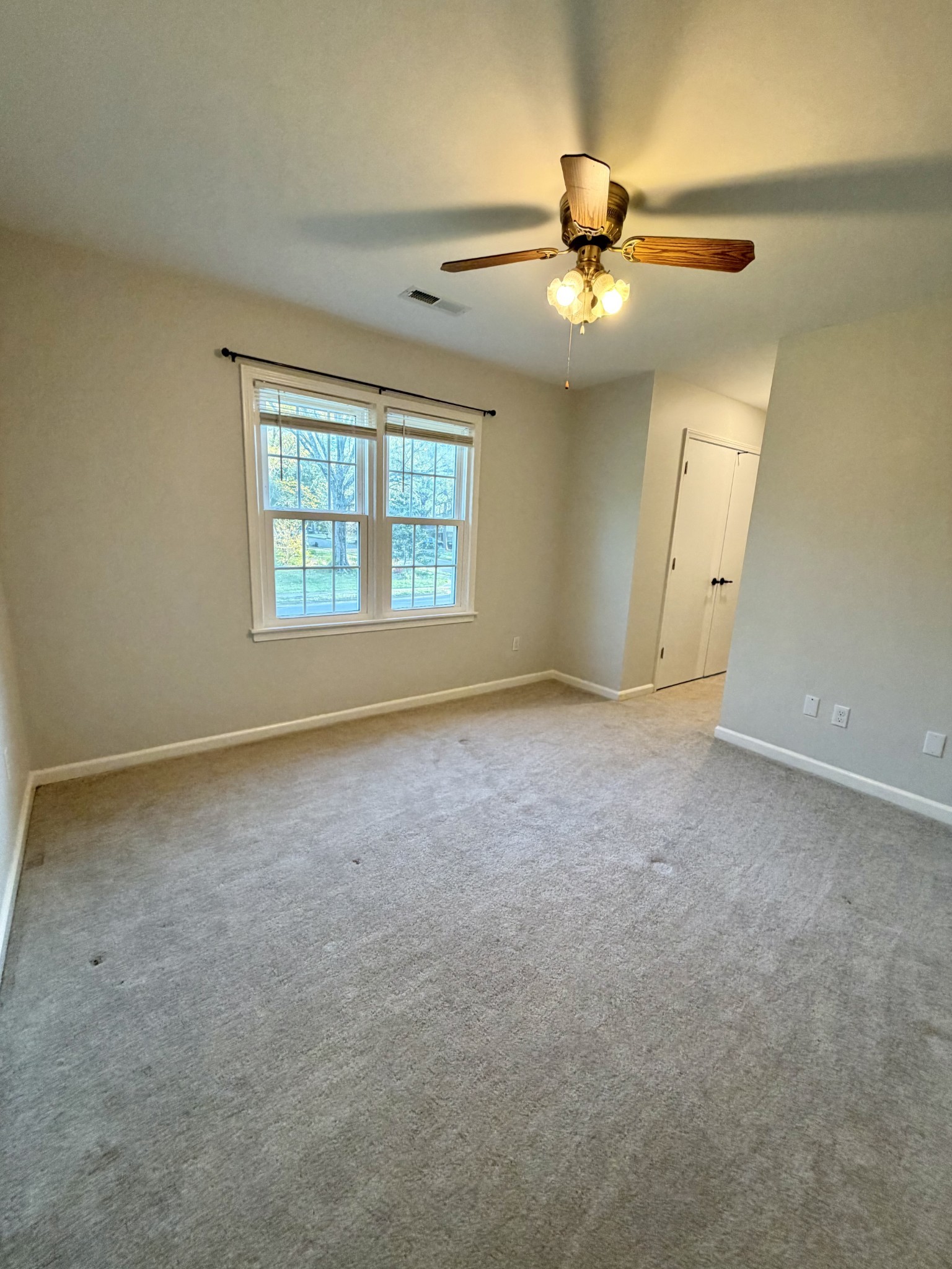 6092 Macinness Drive Memphis TN 38119