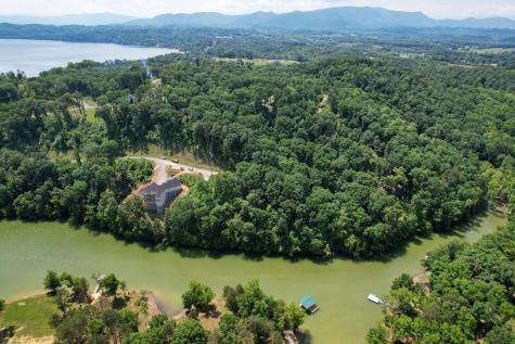 102 Ridgeline Trail Dandridge TN 37725