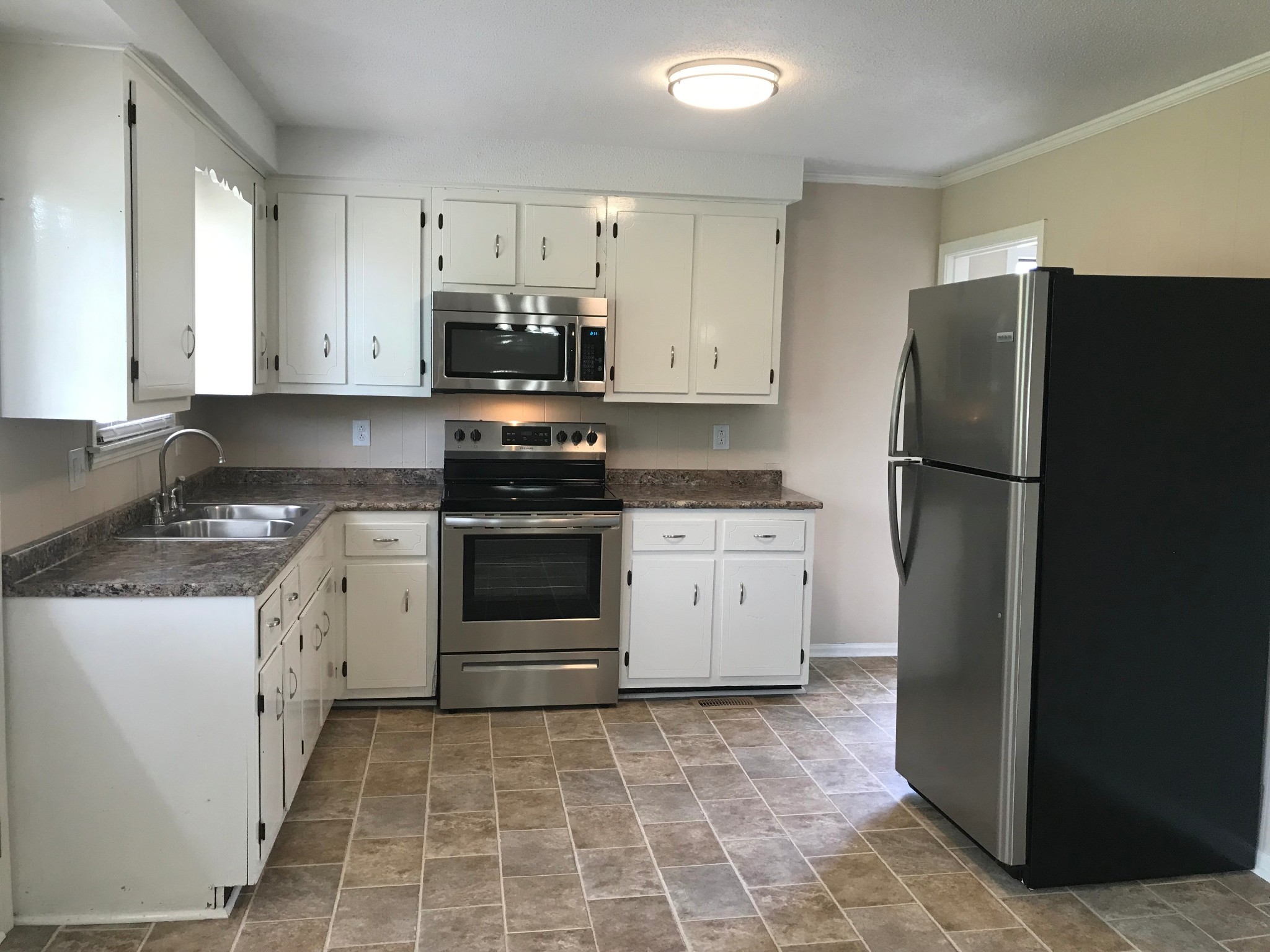 808 Bedford Drive Clarksville TN 37042