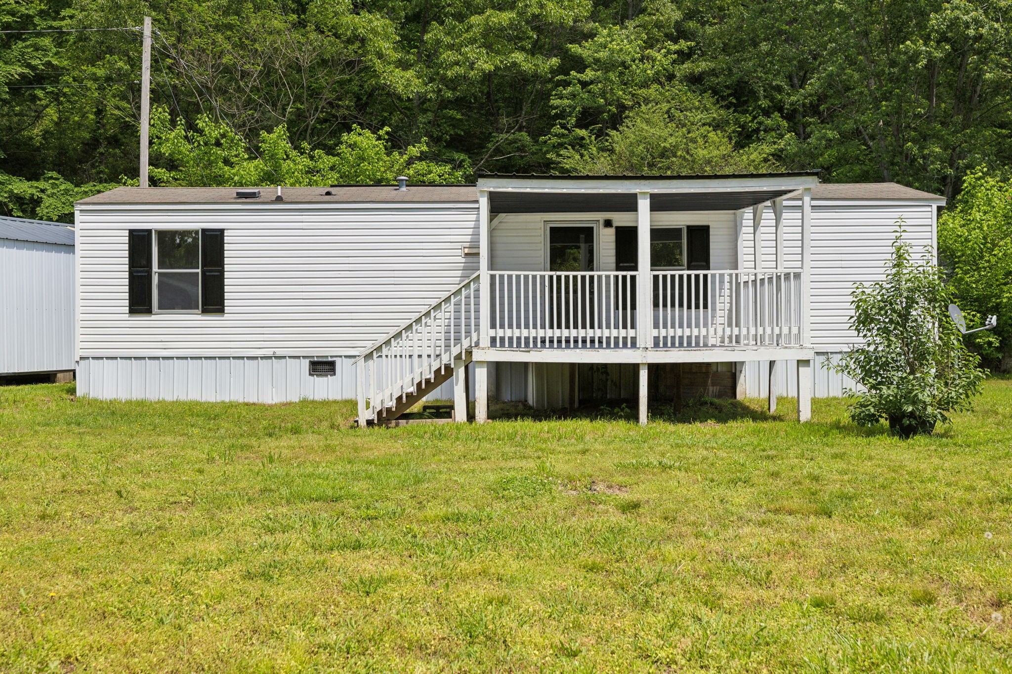 161 Longbranch Road Hohenwald TN 38462