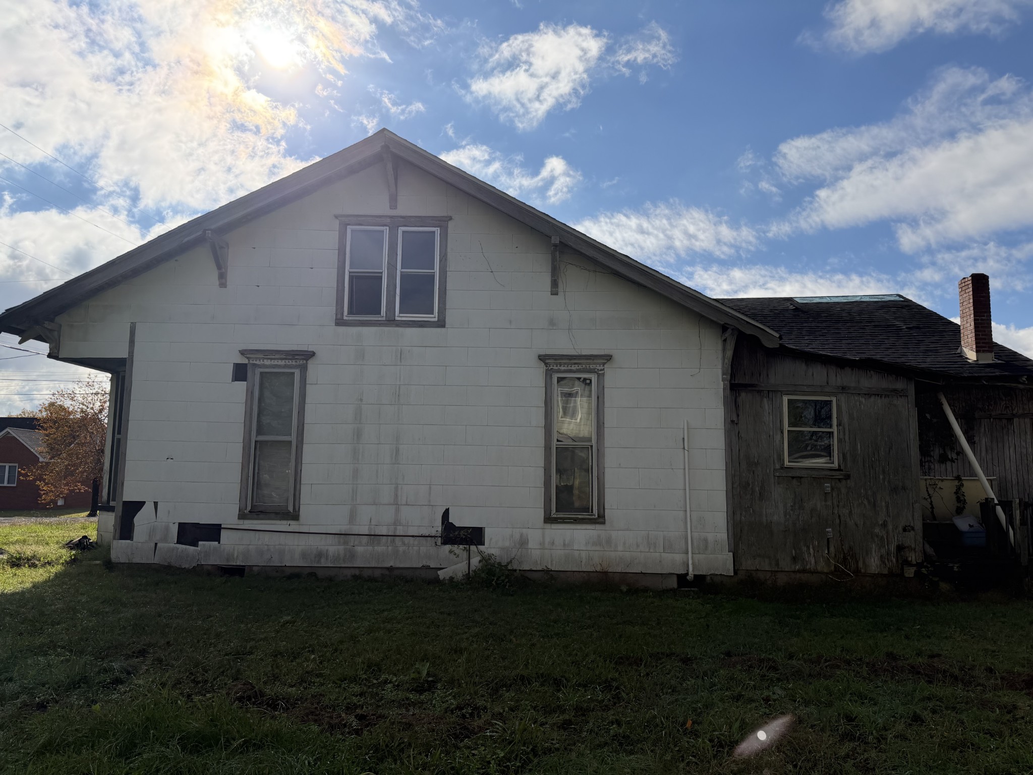 62 High St, E Mc Ewen TN 37101