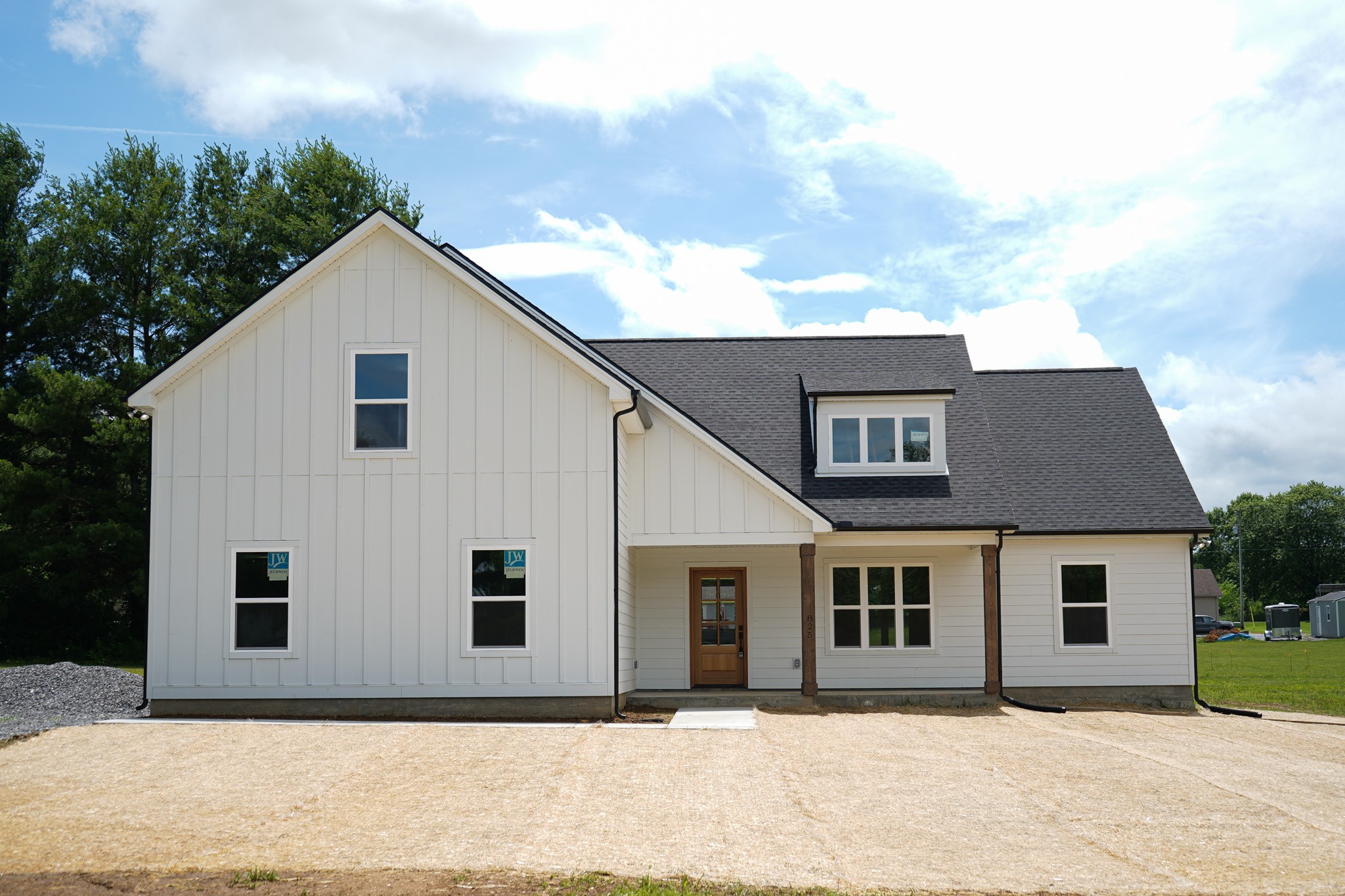 825a College Street Portland TN 37148