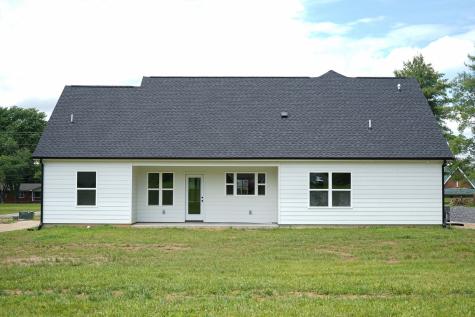 825a College Street Portland TN 37148
