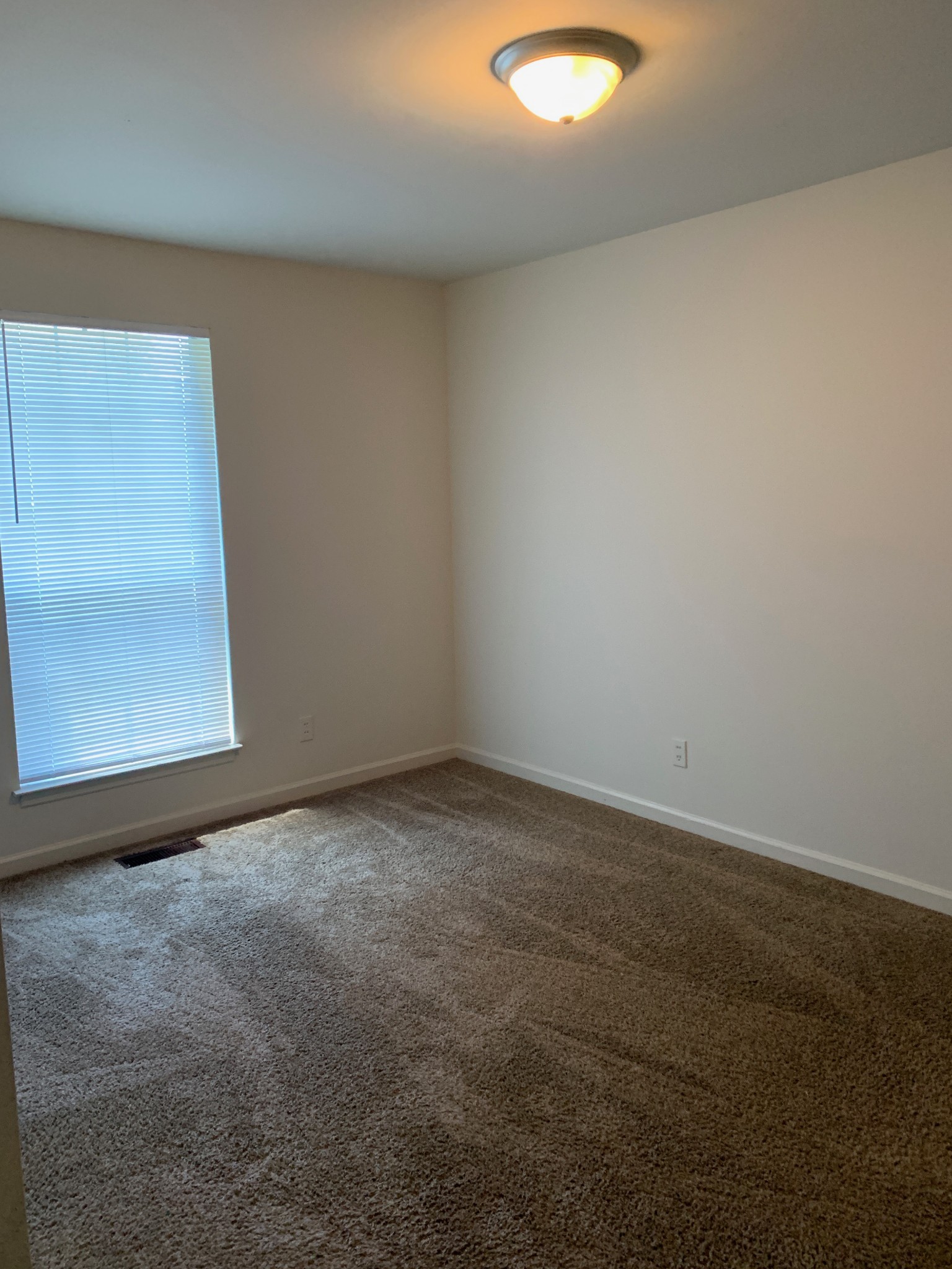 2033 Old Greenbrier Pike Greenbrier TN 37073