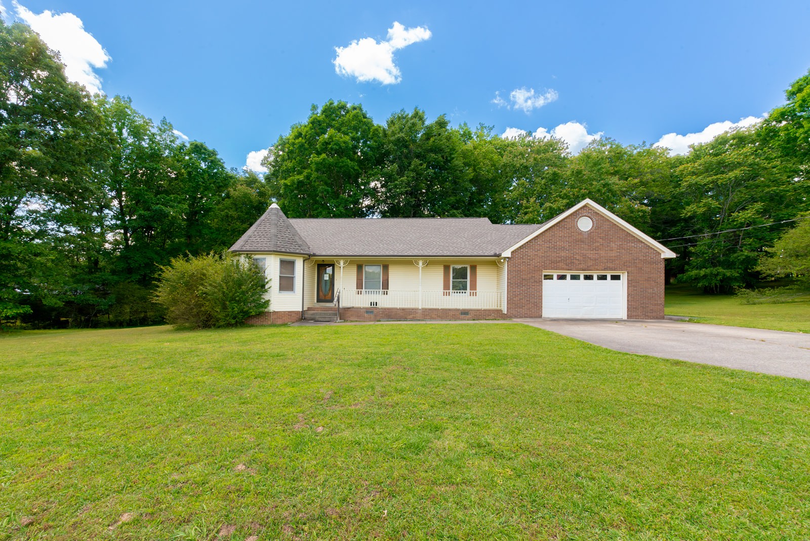 592 Eno Road Dickson TN 37055