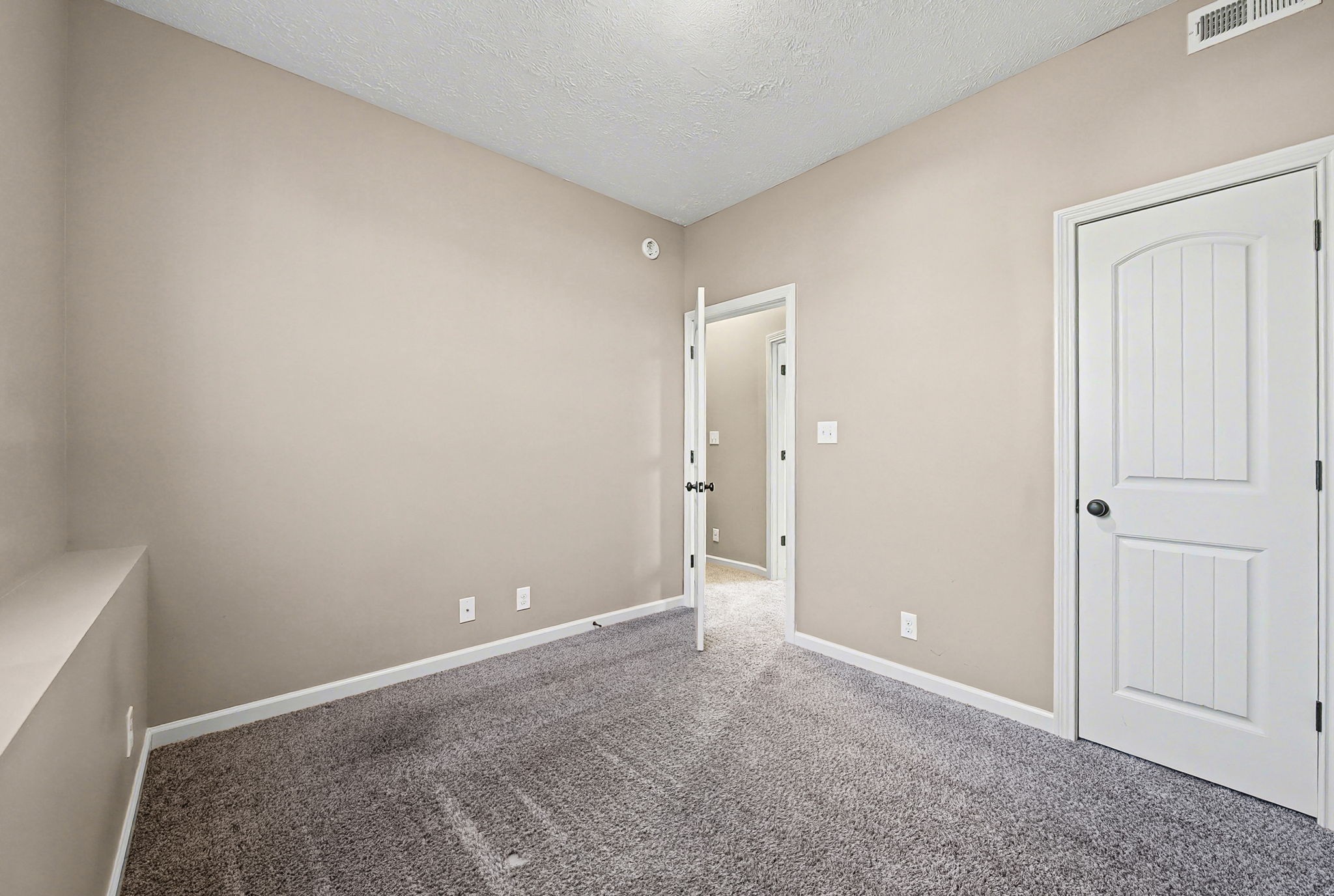 1304 Freedom Drive Clarksville TN 37042
