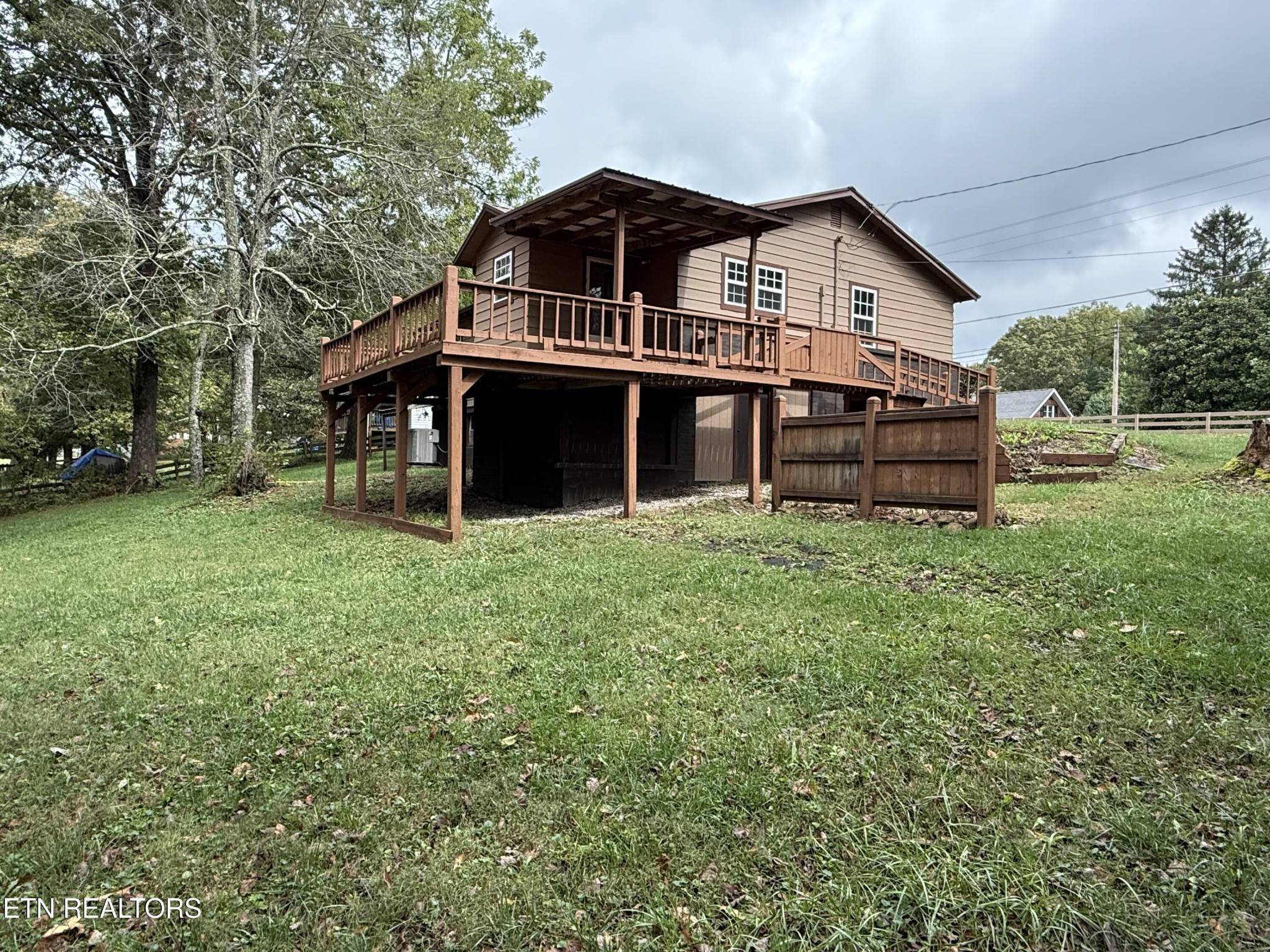 822 Allardt Highway Jamestown TN 38556