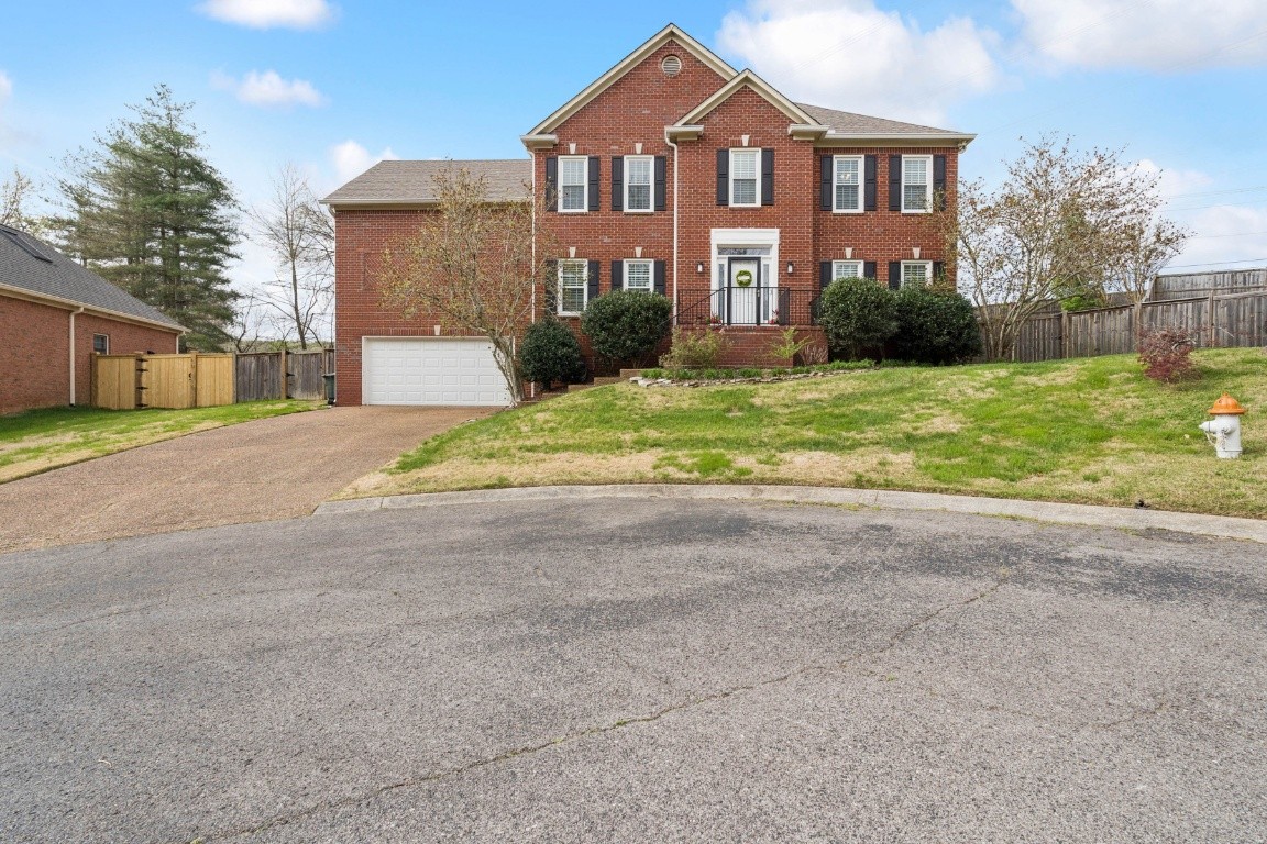 909 Deer Pointe Court Nashville TN 37221