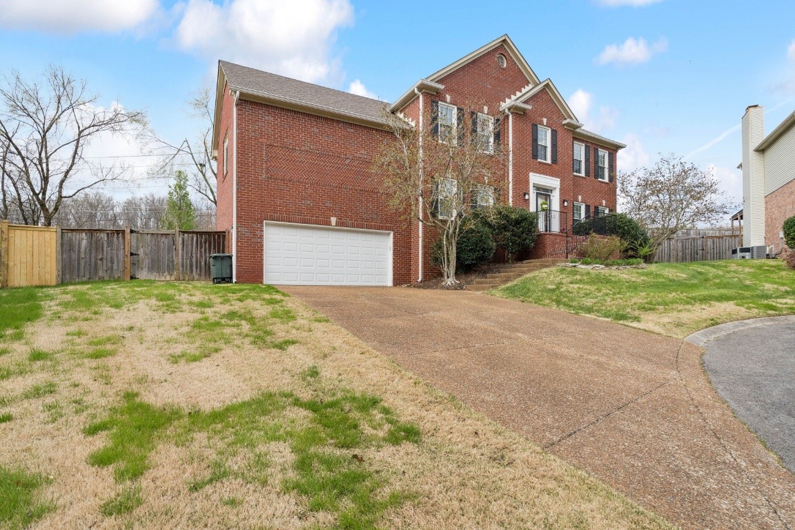 909 Deer Pointe Court Nashville TN 37221