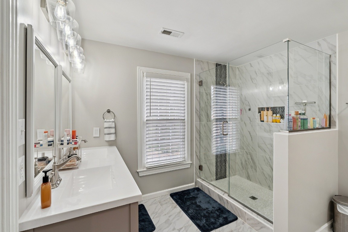 909 Deer Pointe Court Nashville TN 37221