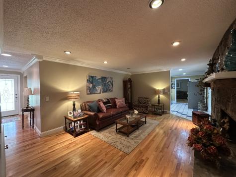 177 Plain View Lake Dr, N Tracy City TN 37387