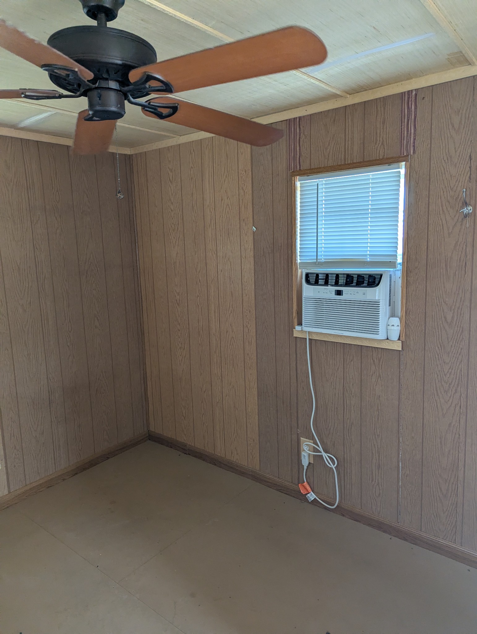 210 Edwin Smith Lane Gainesboro TN 38562