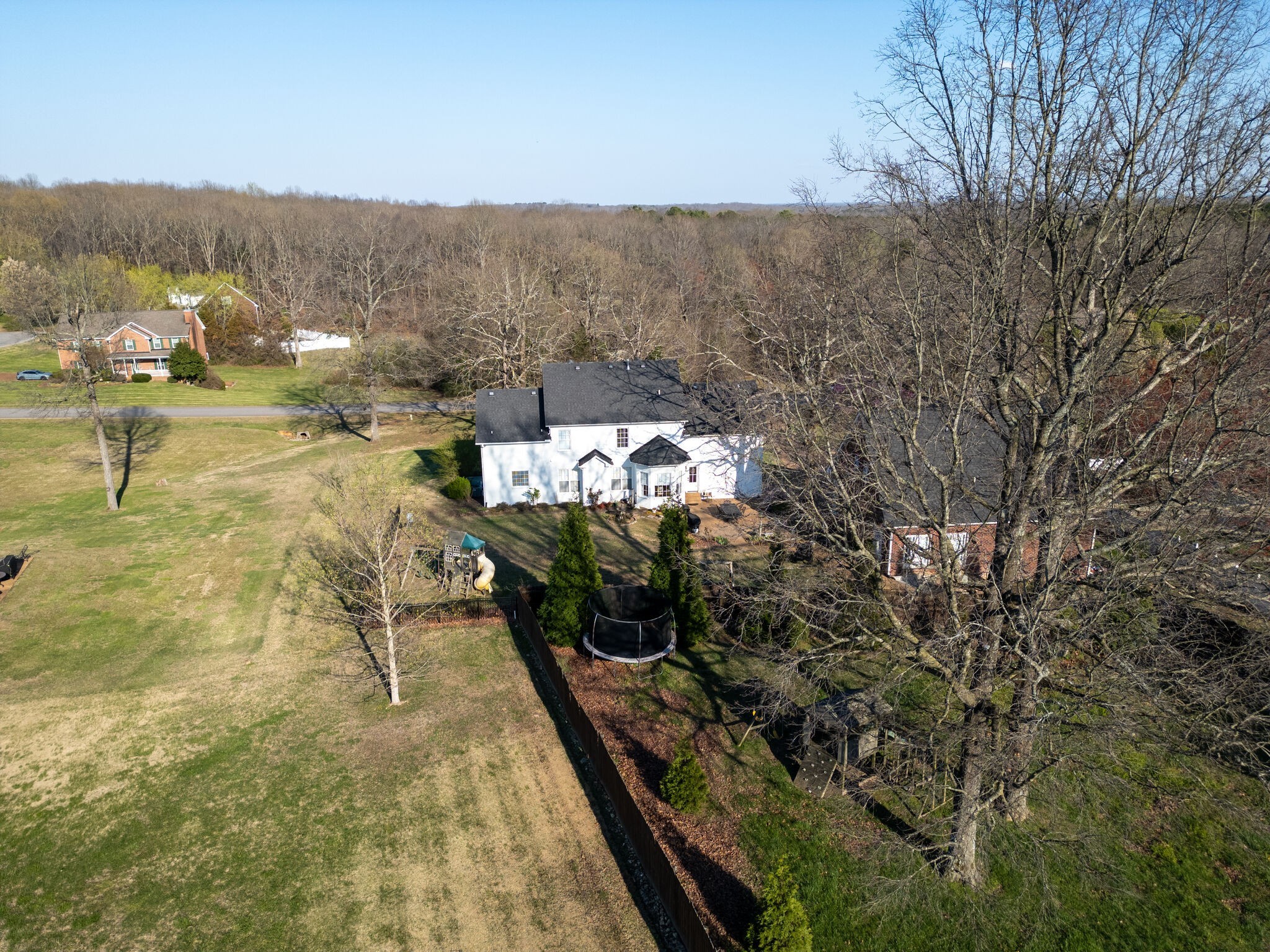 111 Meadowood Loop Burns TN 37029