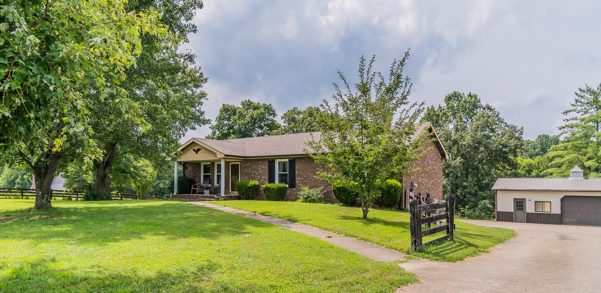 325 Rob Road Clarksville TN 37040