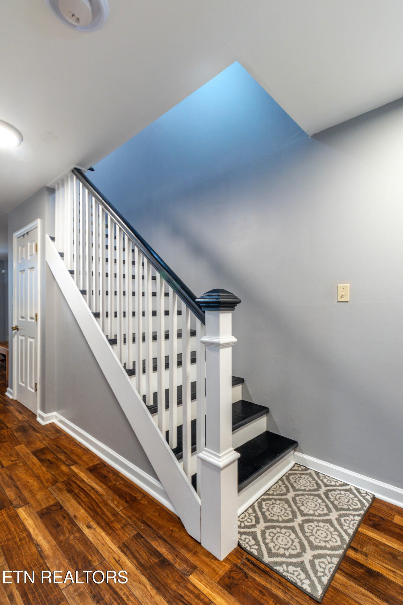 10468 Laura Lee Lane Knoxville TN 37922