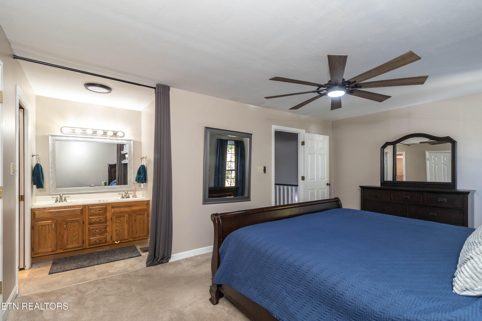 10468 Laura Lee Lane Knoxville TN 37922