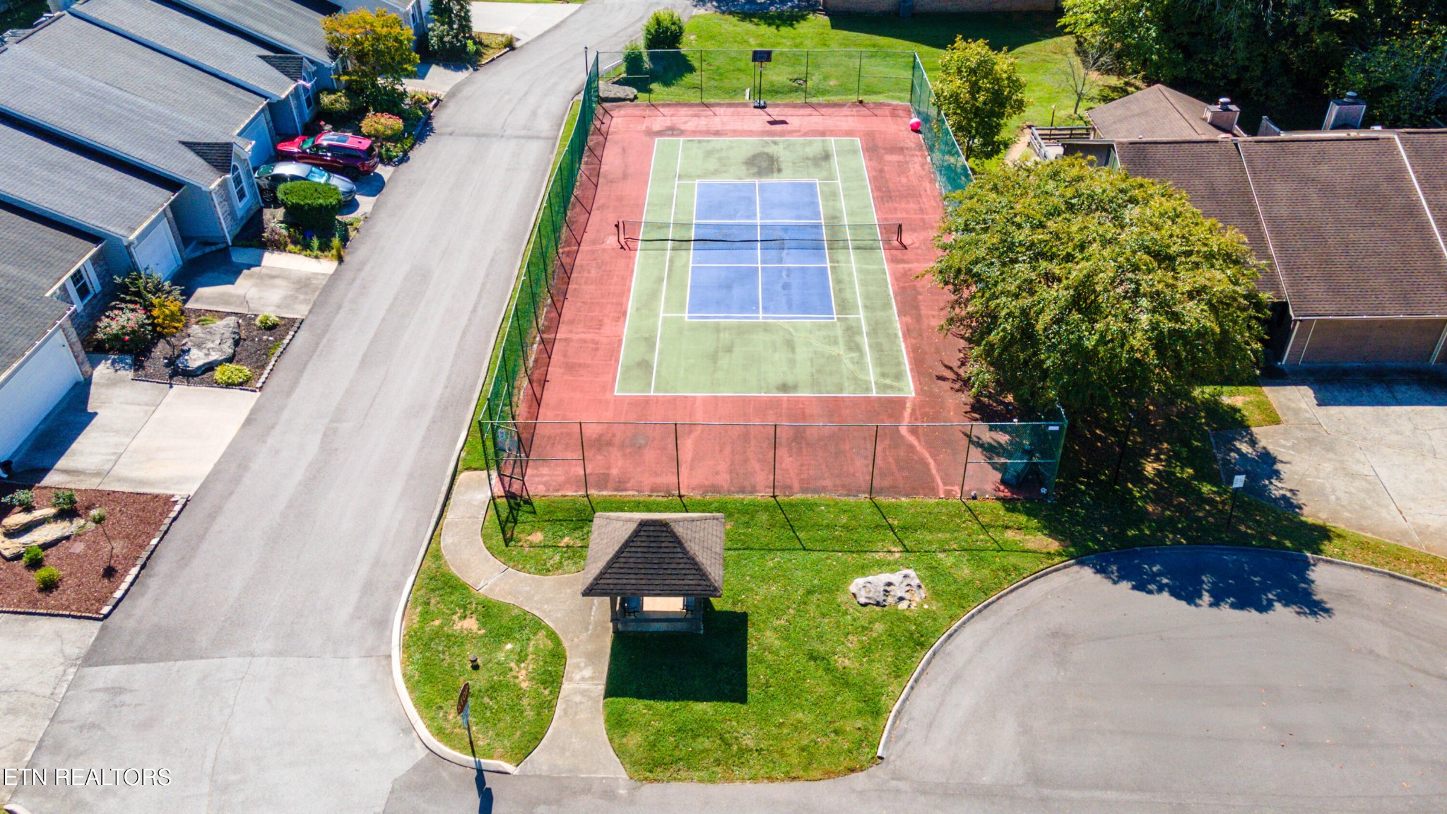 10468 Laura Lee Lane Knoxville TN 37922