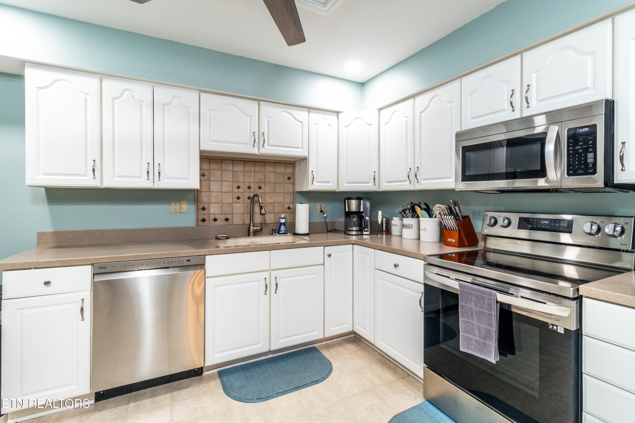 10468 Laura Lee Lane Knoxville TN 37922