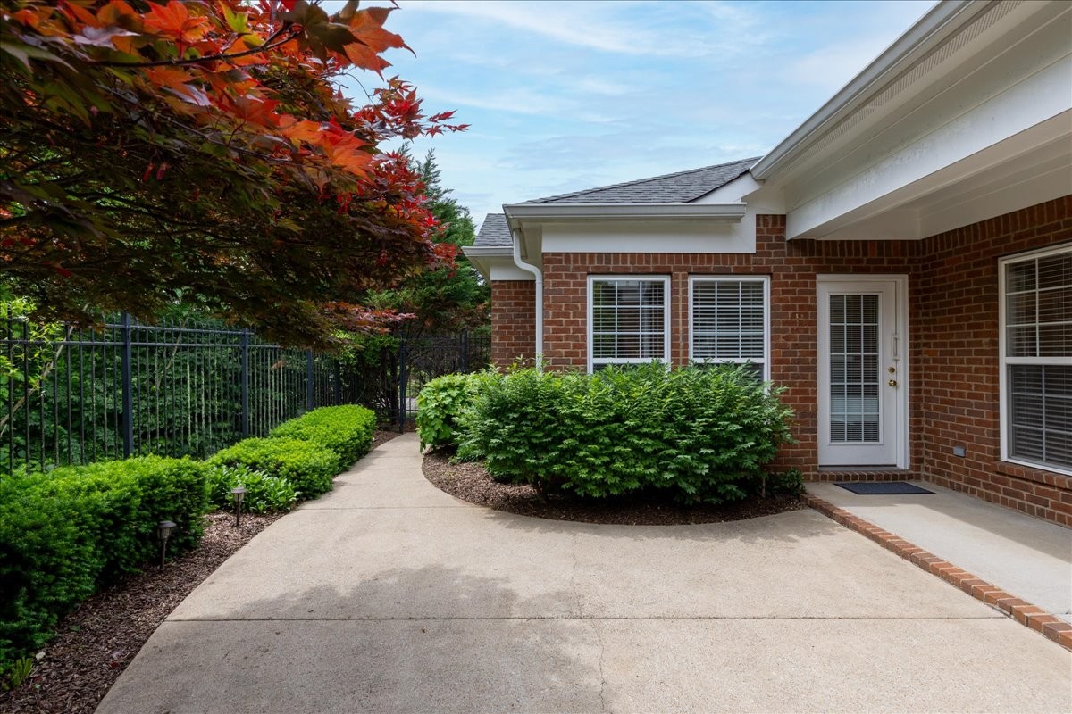 640 Springlake Drive Franklin TN 37064