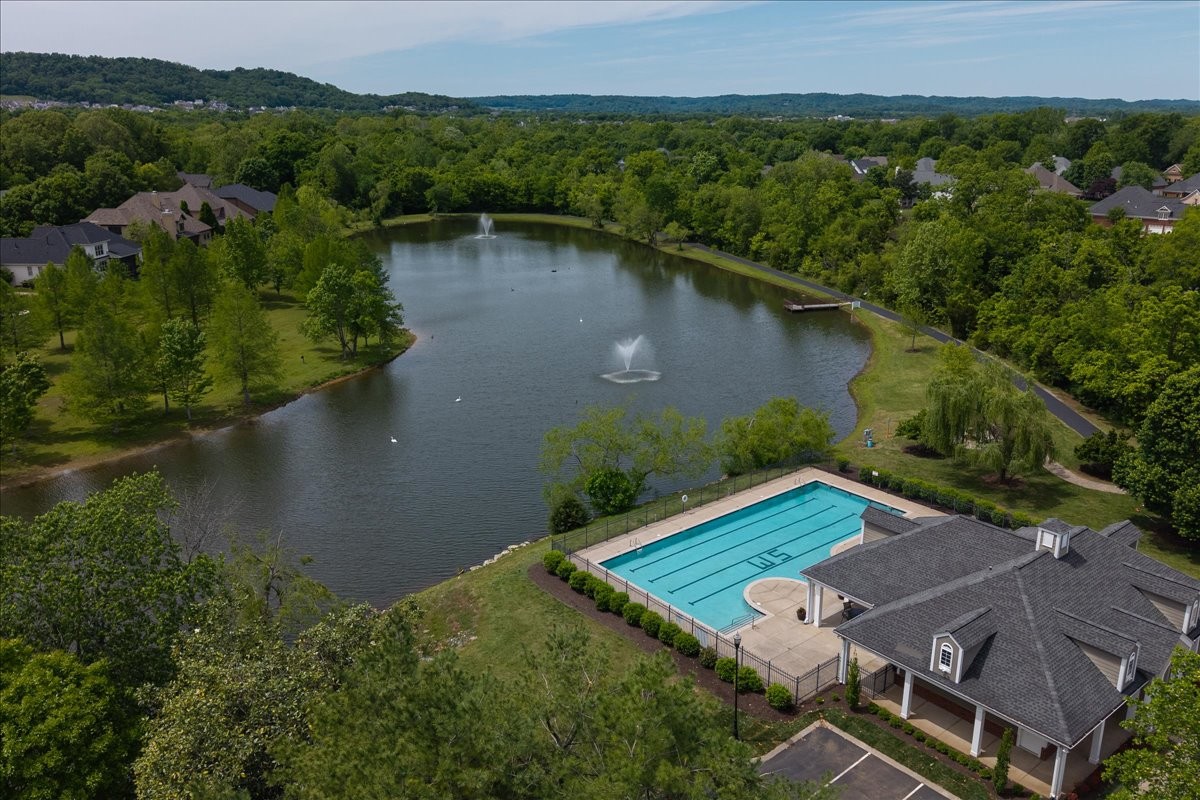 640 Springlake Drive Franklin TN 37064
