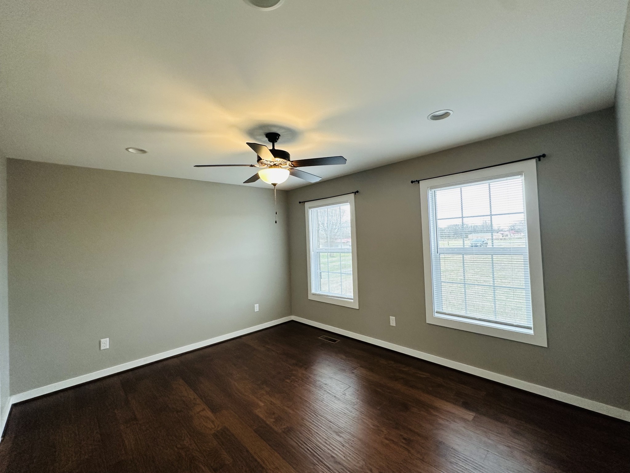 150 E Harris Road Bethpage TN 37022