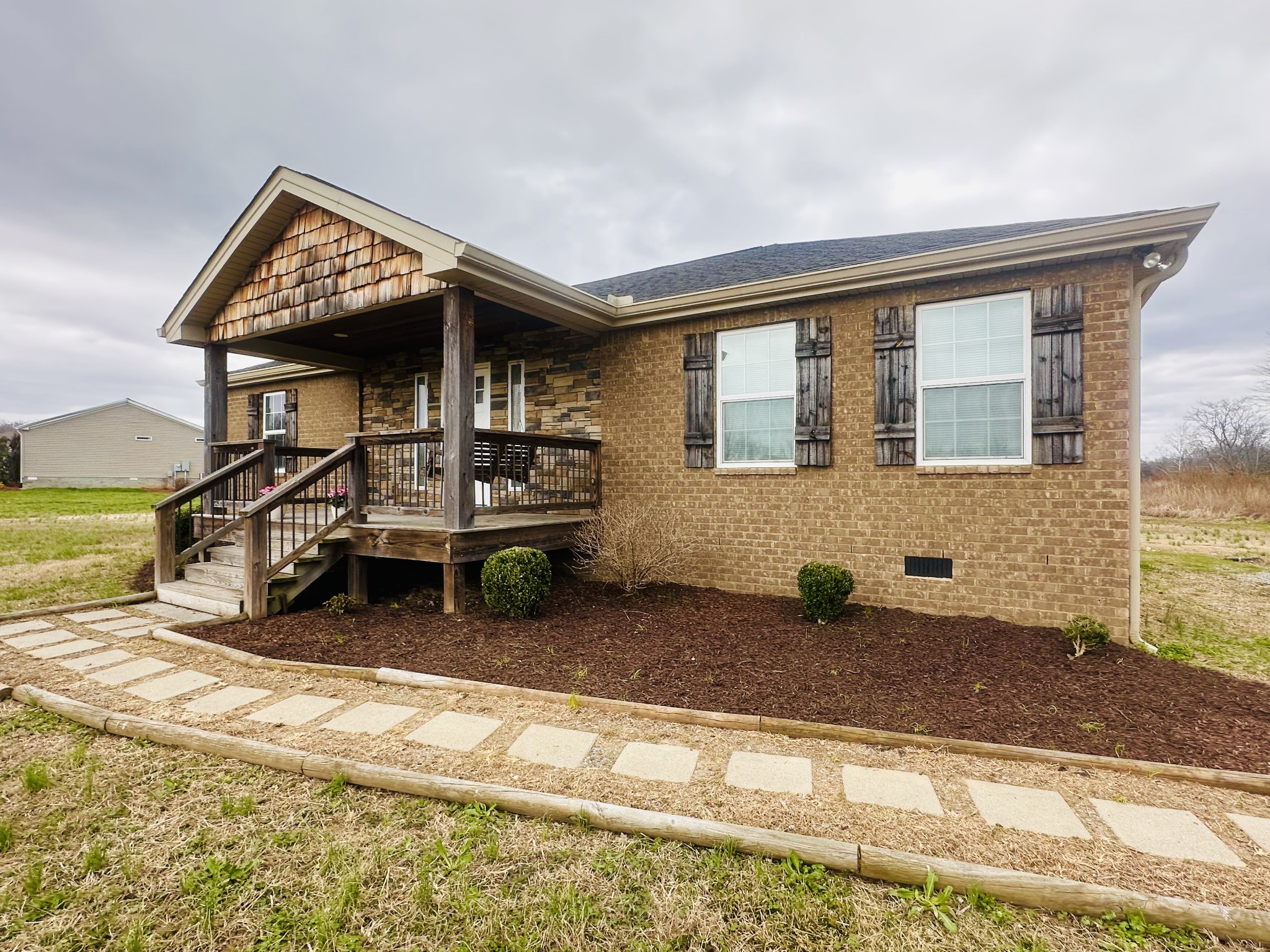 150 E Harris Road Bethpage TN 37022